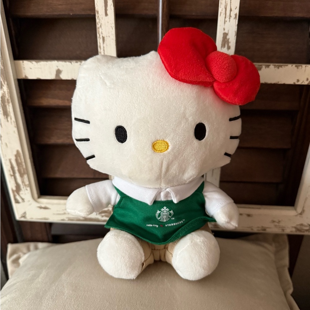 NEW Starbucks Hello Kitty Plush White with Green Apron and Red Bow